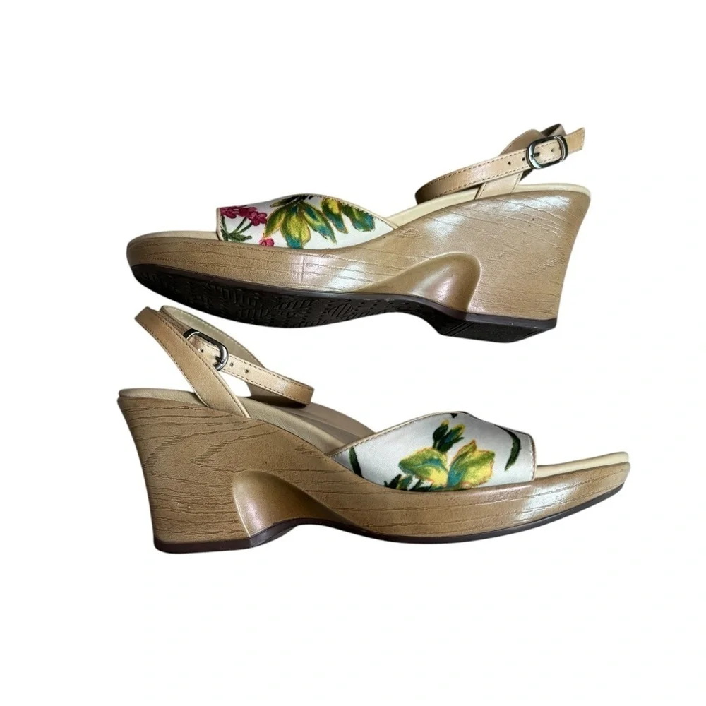 Dansko - Floral Wedge Strappy Comfort Sandals Sz 39
